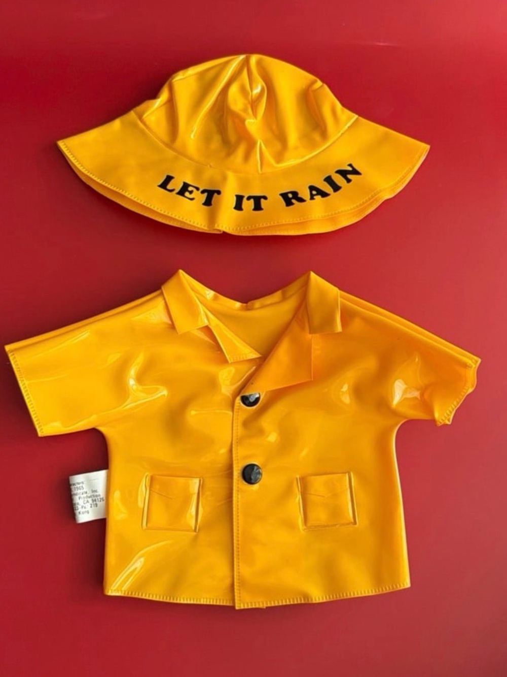 VTG Snoopy’s Wardrobe Glossy Yellow Rain Slicker Outfit for a 18” Plush